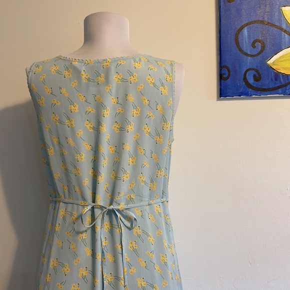 2 OF US flower print maxi dress with tie back .. so pretty.. flowy - Picture 4 of 6